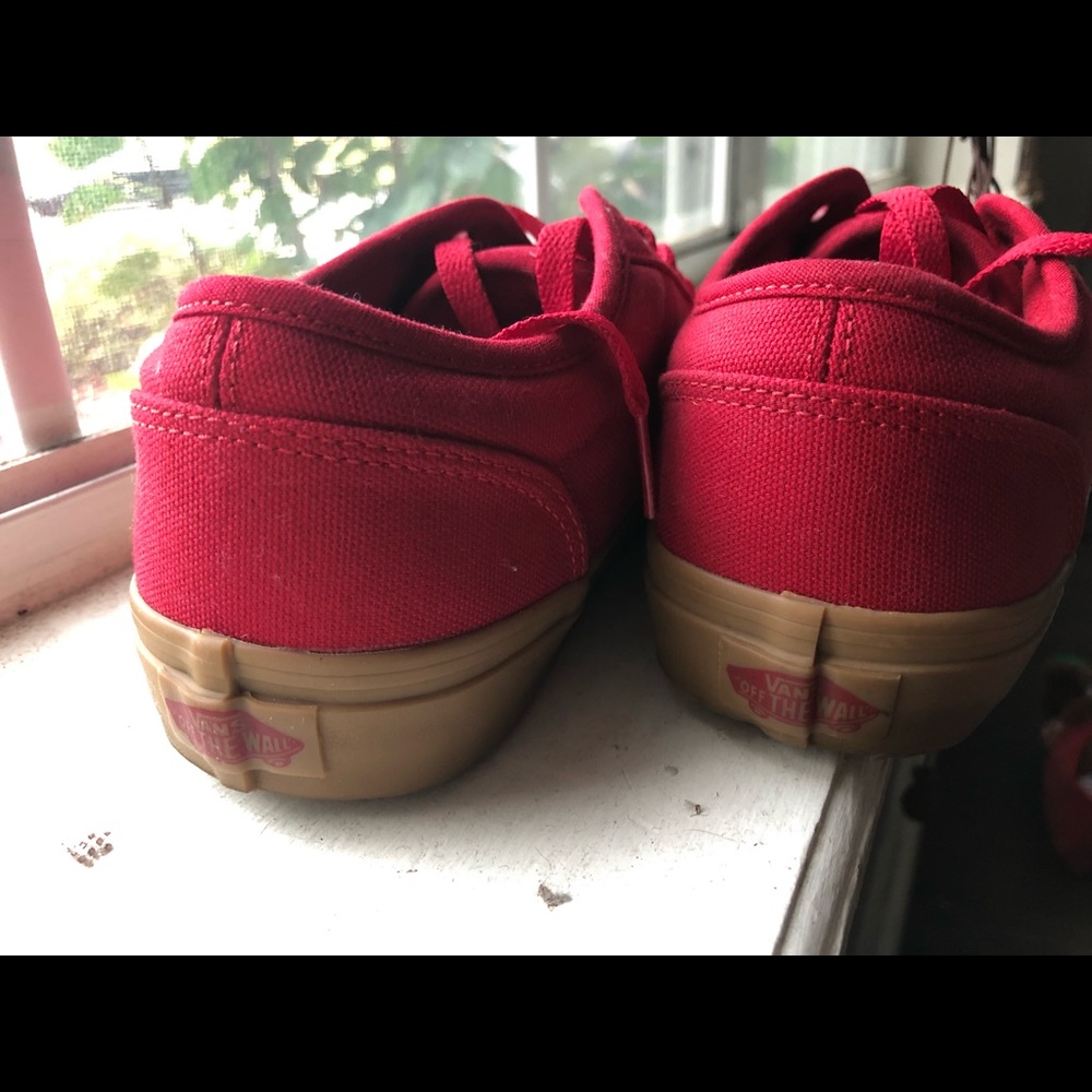 Chili Pepper/Gum Vans - Picture 6 of 7